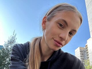 Xxx CatherynBigger