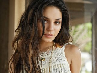 Jasmine RueLankos